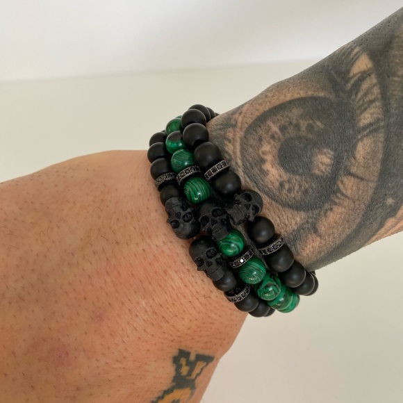Matte Black Onyx and Black CZ Skull Bead Bracelet - Picture 5 of 6